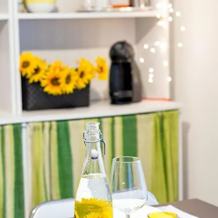 Apartment Otto Rosso Genoa