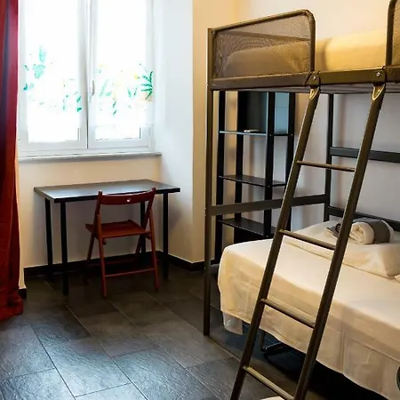 Otto Rosso Apartment *