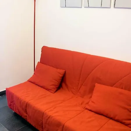 Otto Rosso Apartment *